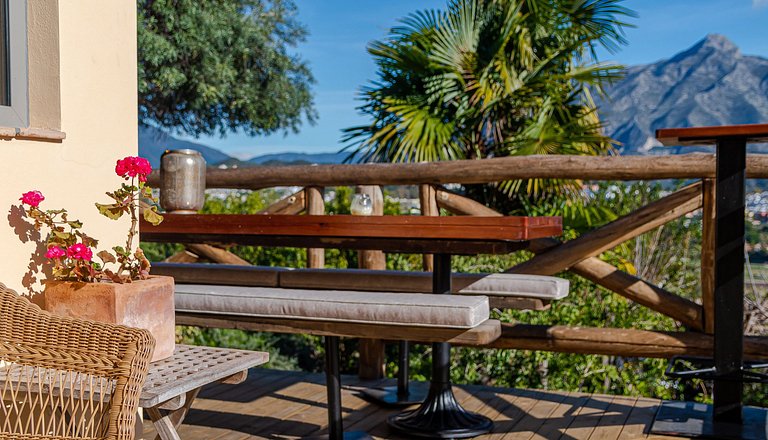 Mbl005 - Villa located on the hills, Marbella