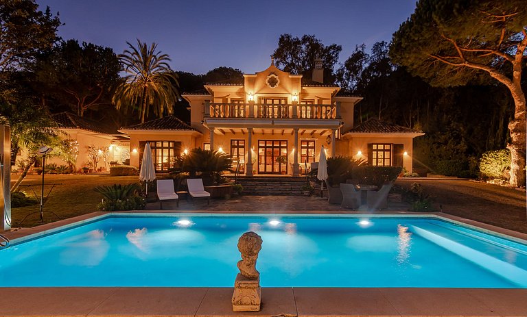 Mbl005 - Villa située sur les collines, Marbella