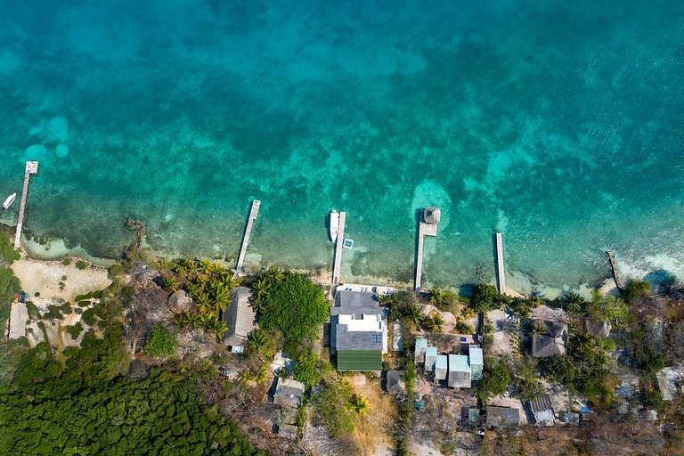 Car123 - Charmante villa en bord de mer aux Iles du Rosaire