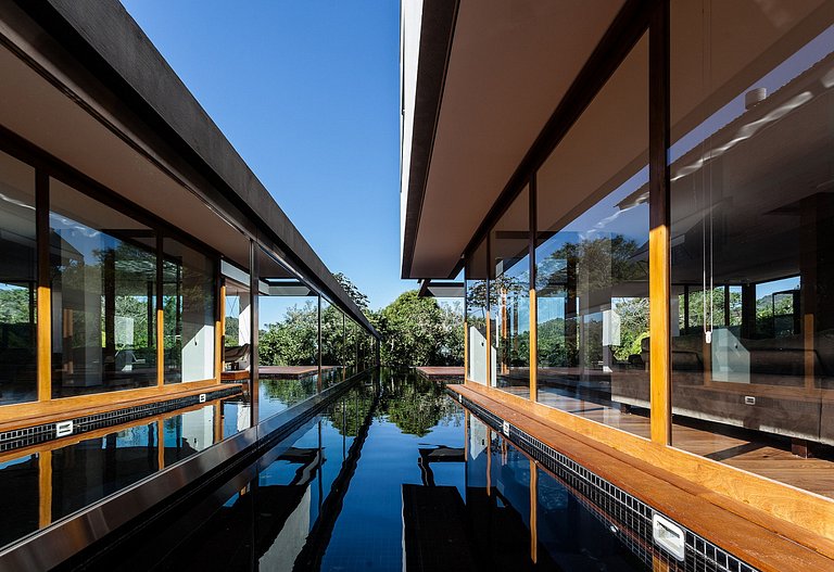Flo001 - Modern house in Florianópolis