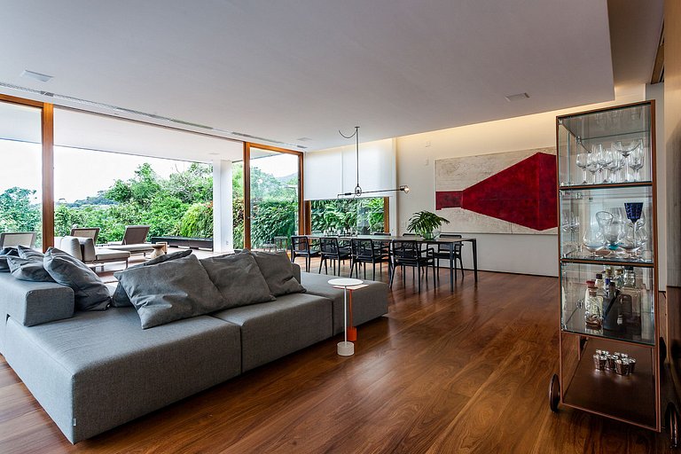 Flo001 - Modern house in Florianópolis