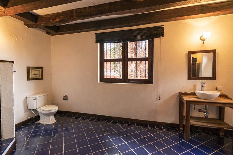 Car022 - Luxurious colonial villa in the Old City, Cartagena