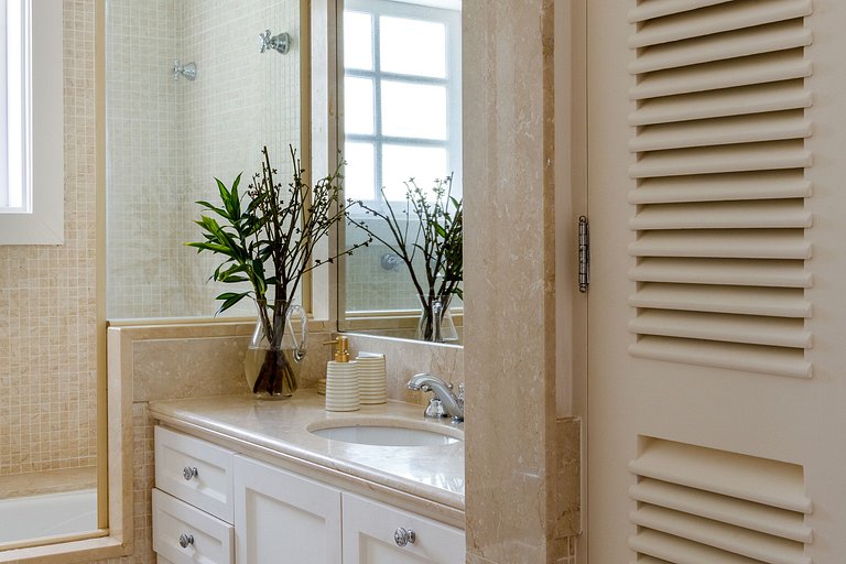 Srj002 - Grande et fantastique ferme à Bemposta