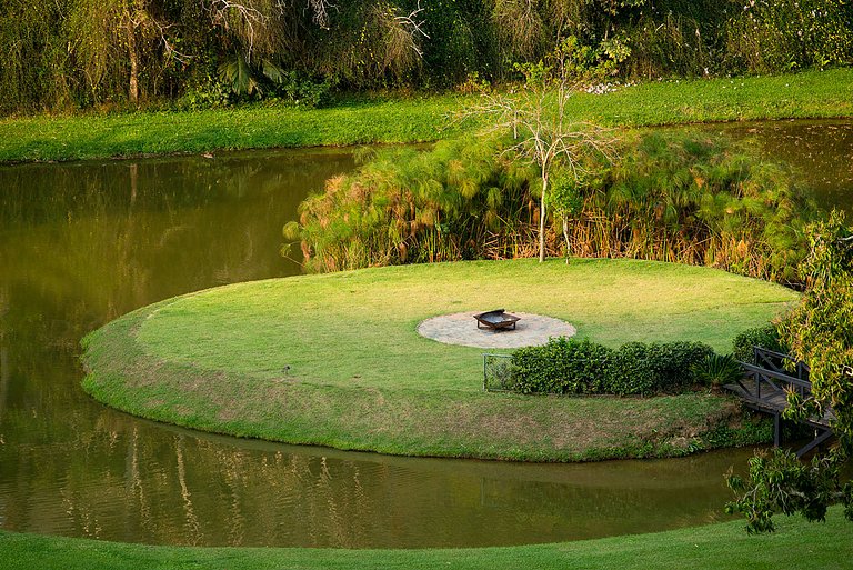 Srj002 - Hermosa y amplia finca en Bemposta