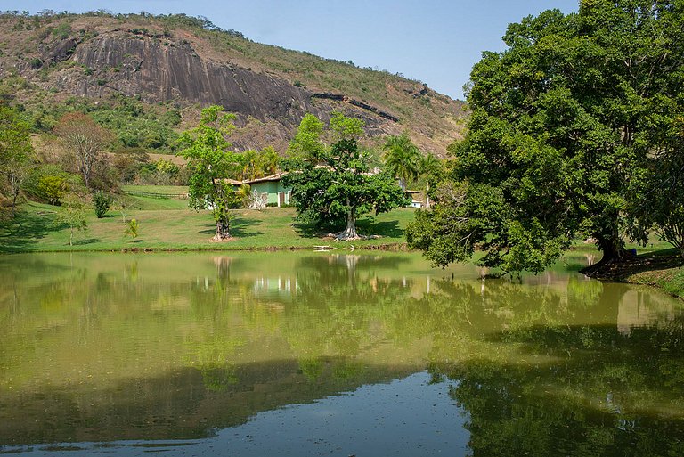 Srj002 - Hermosa y amplia finca en Bemposta