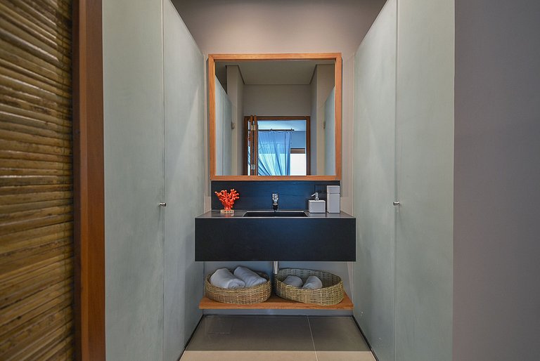 Bah084 - Hermosa casa nueva en condominio en Trancoso