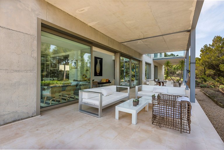 Mal004 - Villa in the first sea line, Mallorca