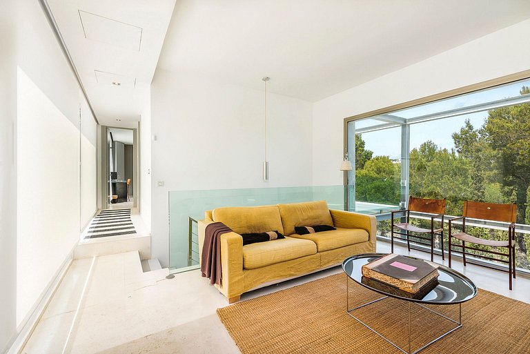 Mal004 - Villa in the first sea line, Mallorca