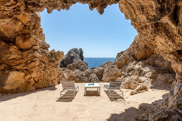 Mal007 - Luxury villa in first sea line, Mallorca