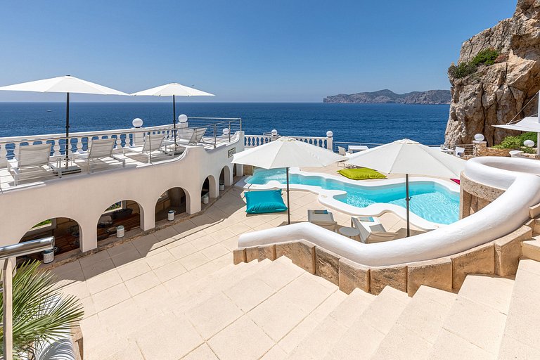Mal007 - Luxury villa in first sea line, Mallorca