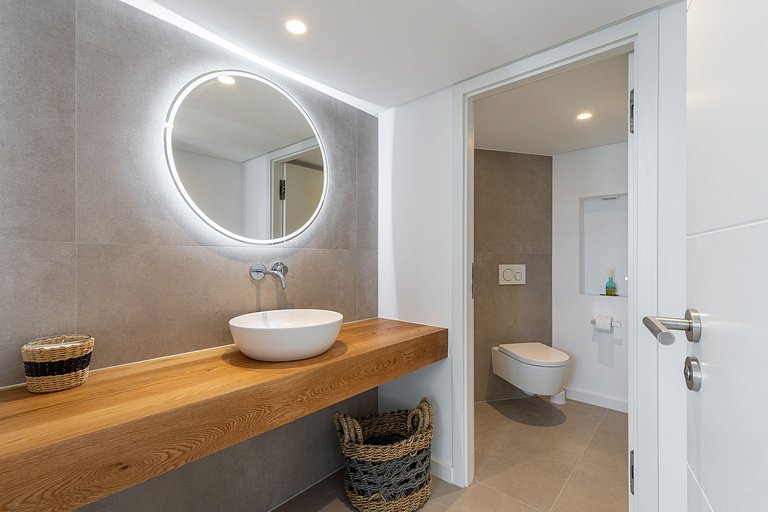 Mal007 - Luxury villa in first sea line, Mallorca