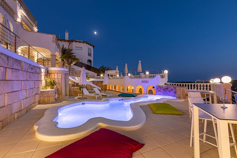 Mal007 - Luxury villa in first sea line, Mallorca