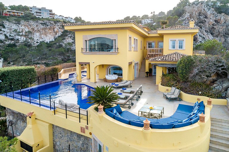 Mal014 - Villa on the private peninsula, Mallorca