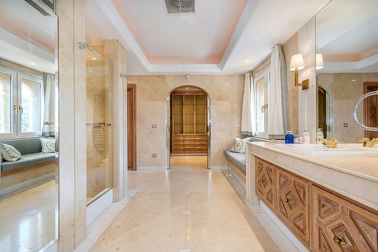 Mal014 - Villa on the private peninsula, Mallorca