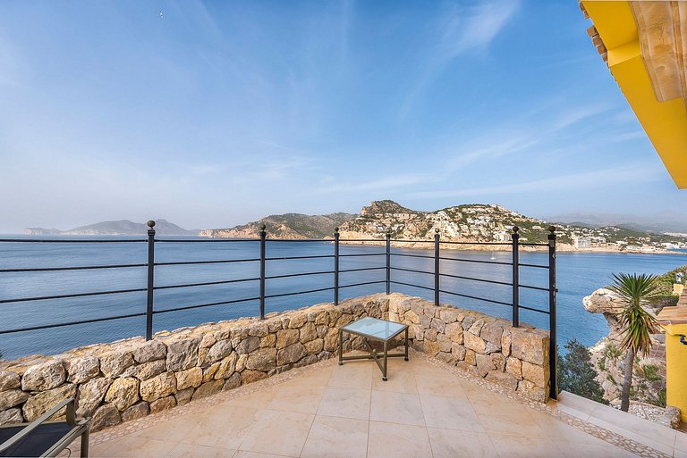 Mal014 - Villa on the private peninsula, Mallorca
