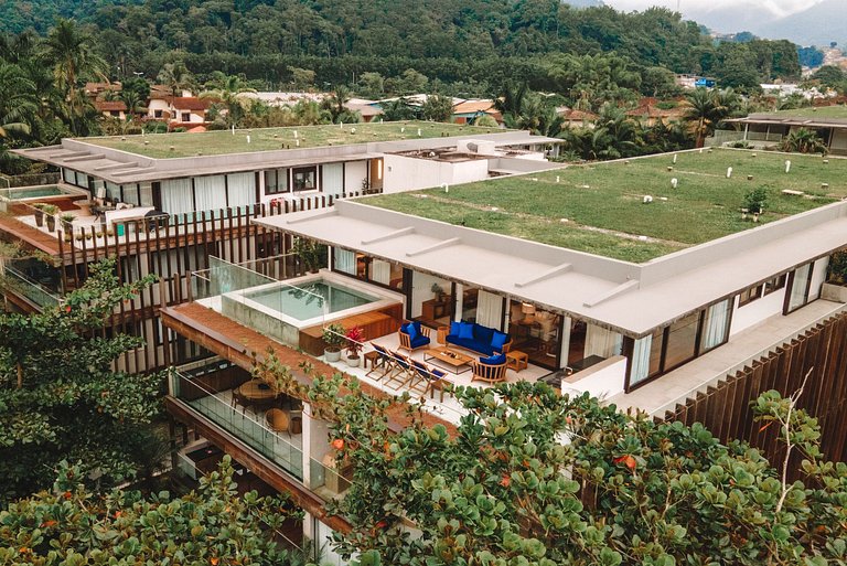 Ang052 - Luxurious penthouse in an Angra hotel