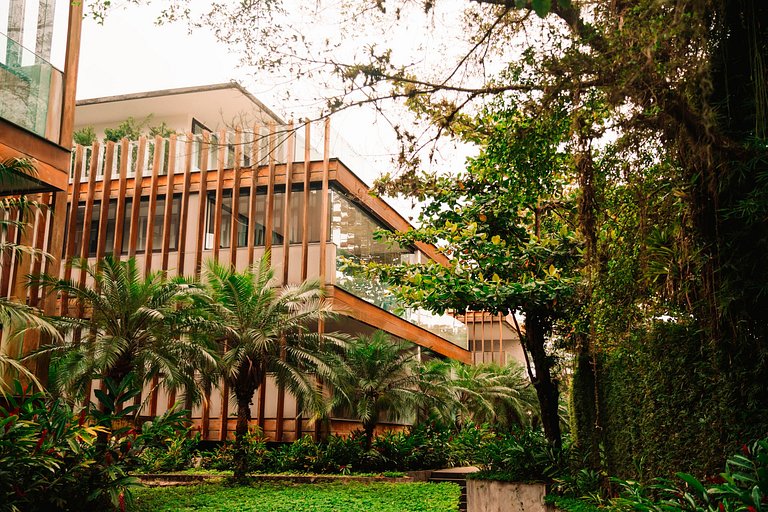 Ang052 - Lujoso penthouse en un hotel de Angra