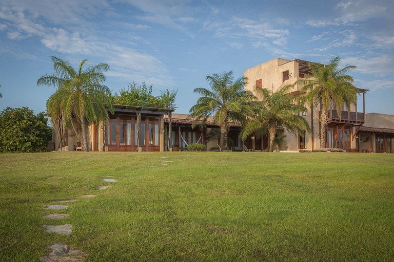 Pan001 - Private Estate with Infinity Pool and Tennis Court
