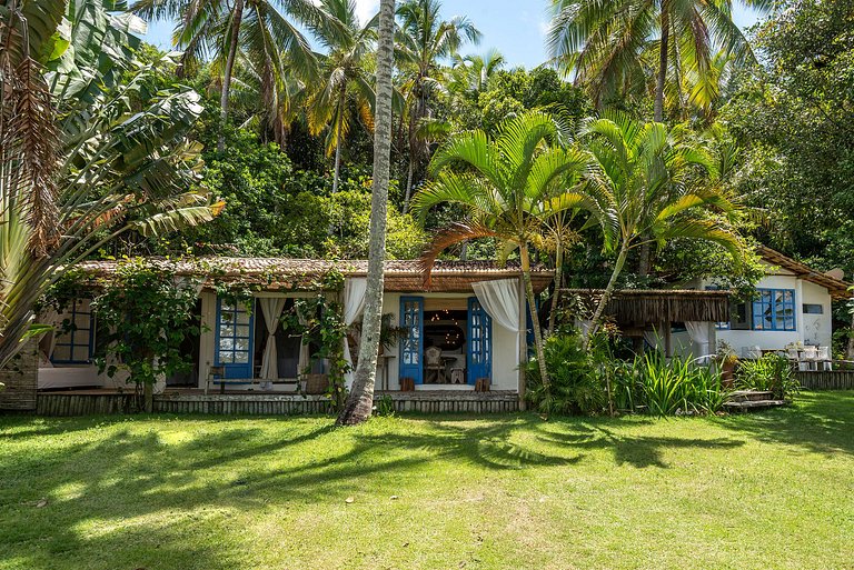 Bah236 - House on Praia do Espelho, in Curuípe
