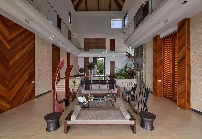 Pan003 - Spectacular Pacific Estate with Infinity Pool in Pl