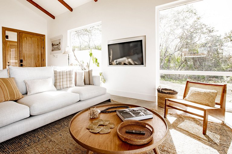Pan026 - 3 bedroom beachfront villa with pool in Playa Venao
