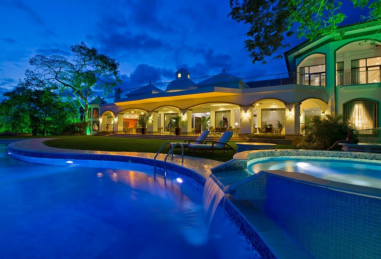 Pan013 - Grand ccean view estate near Panama City