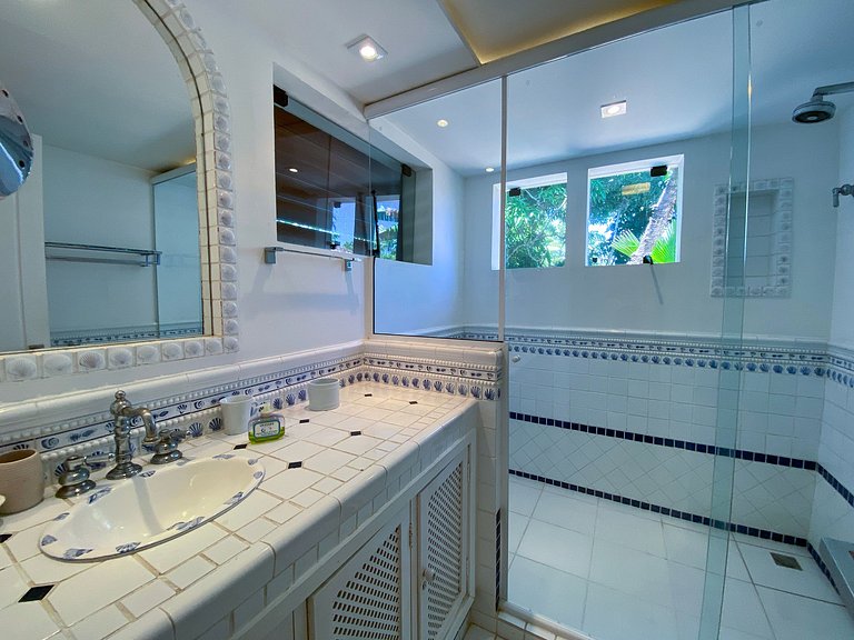 Buz014 - Superbe villa sur la plage de Manguinhos