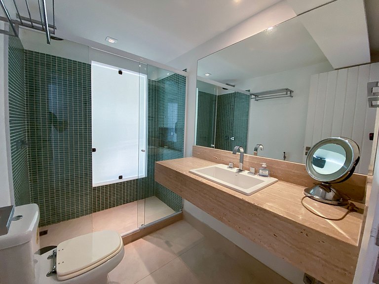 Buz014 - Deslumbrante casa na praia de Manguinhos