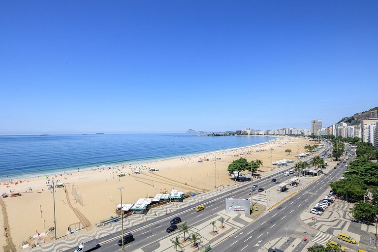 Rio130 - Excepcional apartamento frente mar em Copacabana