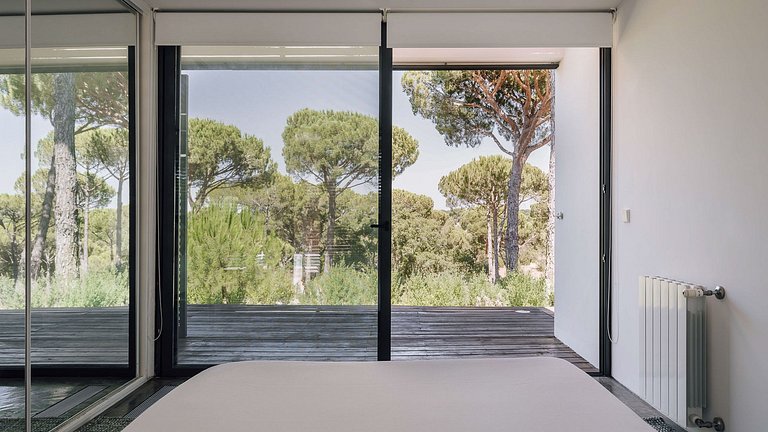 Com001 - Casa moderna rodeada de pinheiros, Comporta