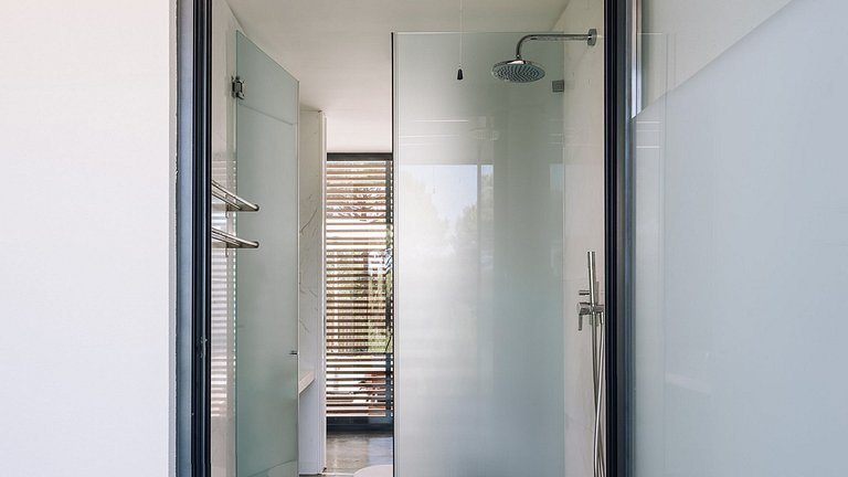 Com001 - Villa moderne entourée de pins, Comporta