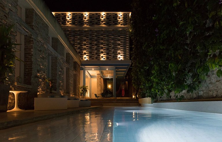 Car106 - Amazing villa with pool in the heart of Getsemaní