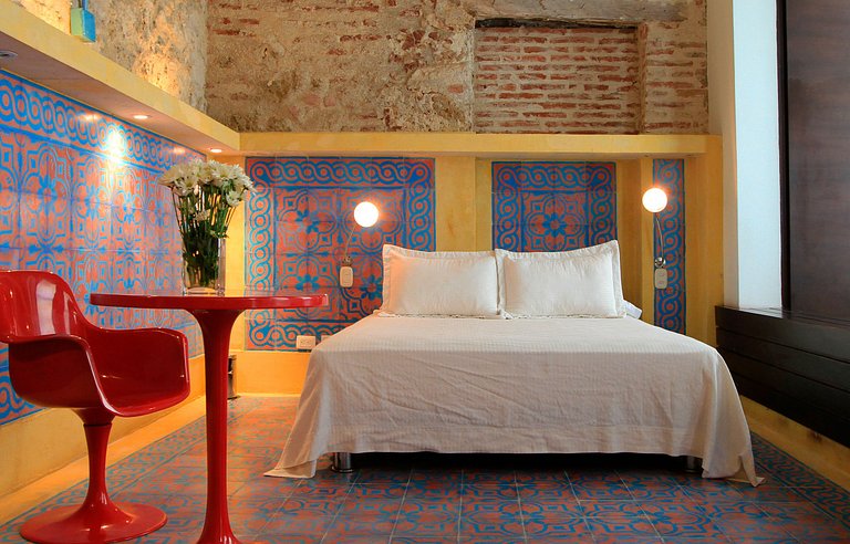 Car106 - Amazing villa with pool in the heart of Getsemaní