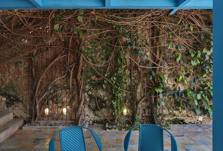 Car106 - Amazing villa with pool in the heart of Getsemaní