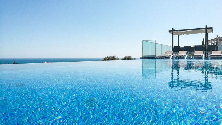 Alg008 - Villa con Vista al Mar en Algarve