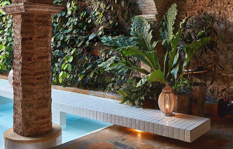 Car106 - Amazing villa with pool in the heart of Getsemaní