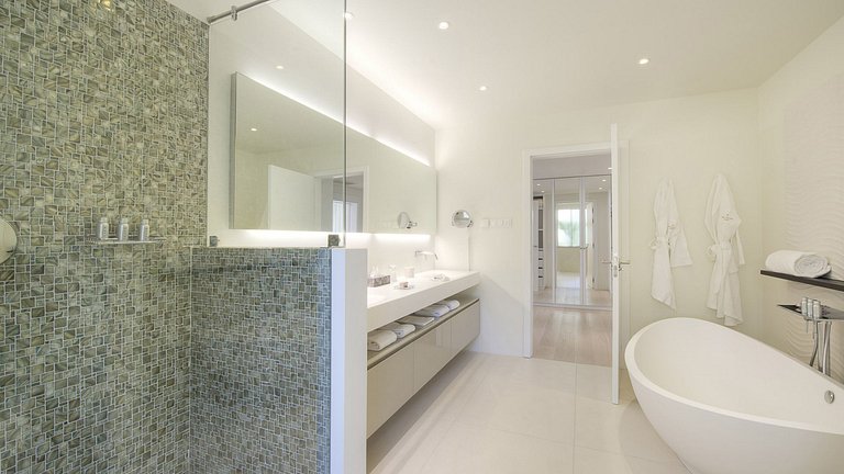 Alg010 - Moradia com vistas e serviços excepcionais