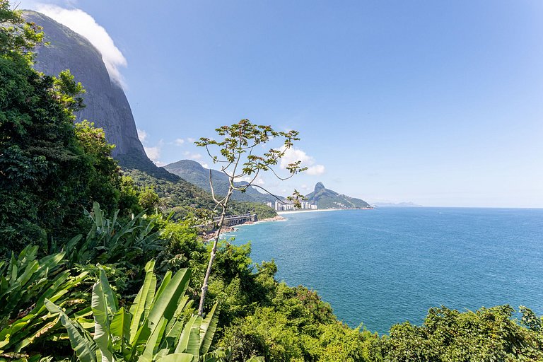 Rio501 - Luxurious villa with sea view in Joá