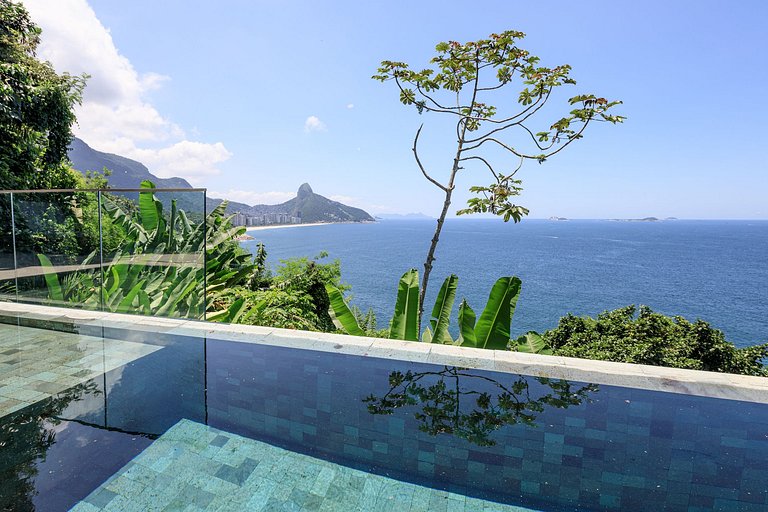 Rio501 - Luxuosa mansão vista mar no Joá