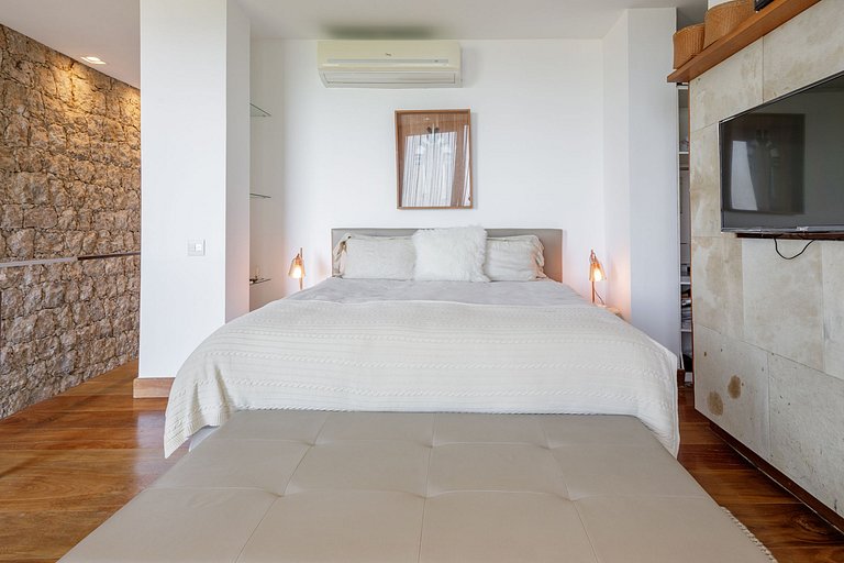 Rio501 - Luxurious villa with sea view in Joá