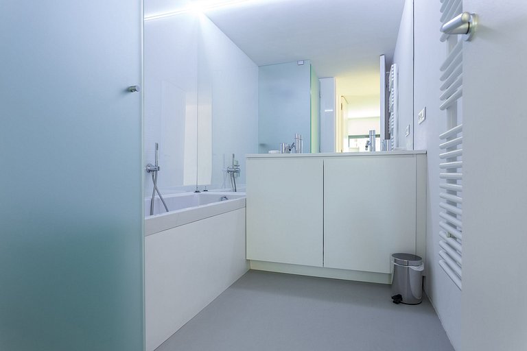 Azu039 - Villa junto al mar en Golfo de Juan, Cannes