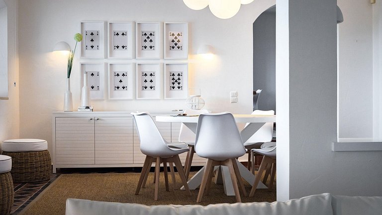 Alg012 - Casa de estilo campestre con dos piscinas