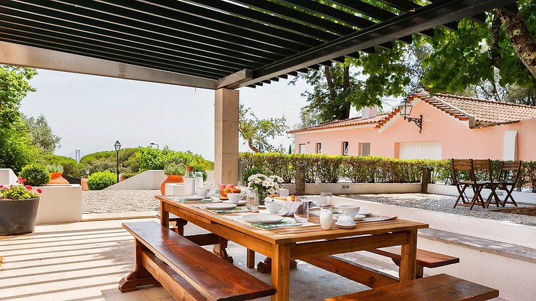 Lis001 - Peaceful Villa in Lisbon