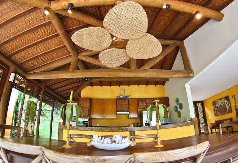 Bah162 - Hermosa casa de 4 cuartos con piscina en Itacaré