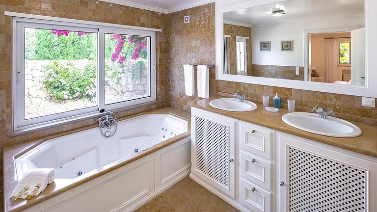 Alg014 - Charmante villa spacieuse en Algarve