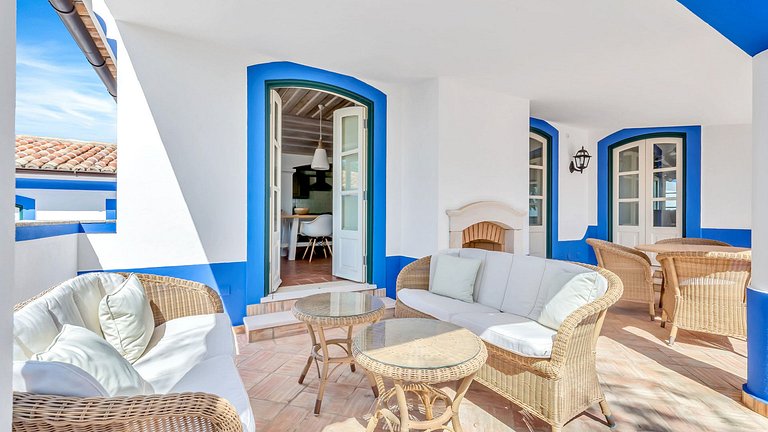 Alg015 - Casa rodeada pelo aroma a alfazema