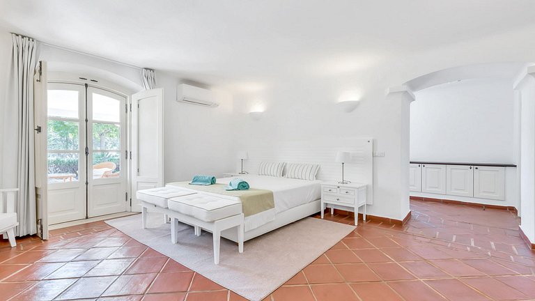 Alg015 - Villa entourée par le parfum de la lavande