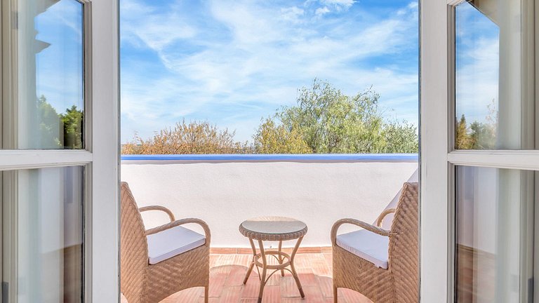 Alg015 - Casa rodeada pelo aroma a alfazema