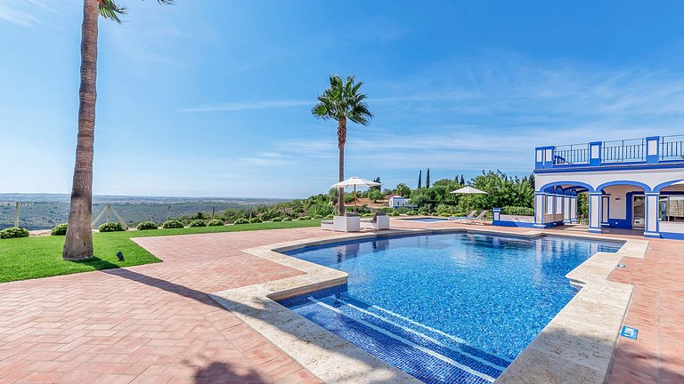 Alg015 - Villa entourée par le parfum de la lavande