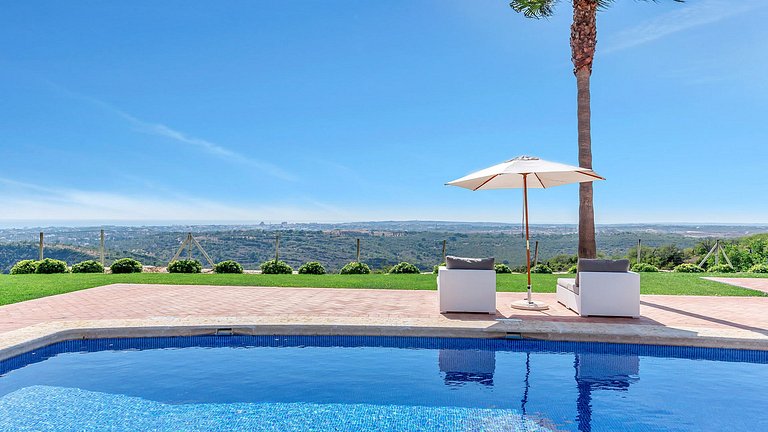 Alg015 - Villa entourée par le parfum de la lavande